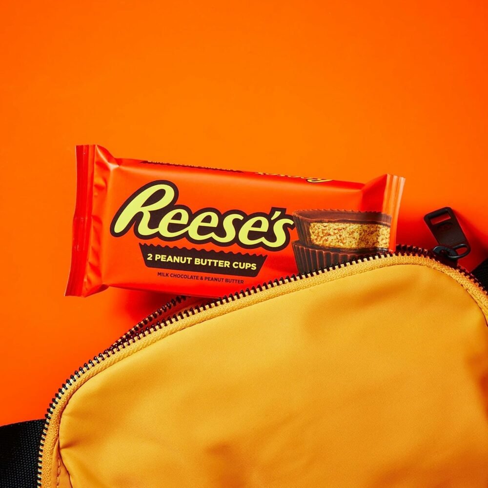REESE'S Milk Chocolate Peanut Butter Cups, Candy Packs, 1.5 oz (36 Count) - Image 4
