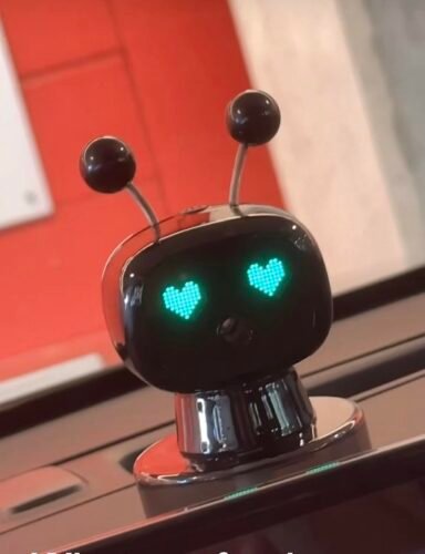 Robot Intelligent Aromatherapy Machine. Smart Cute Robot Car Air Freshener - Fine Spray/Fillable/Four-Gear Adjustment/Vibration Sensing/On-Off/Large Capacity Long-Lasting Fragrance/Red-V2(Hilton) photo review